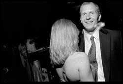 F0305037_09