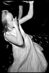 F0305038_11